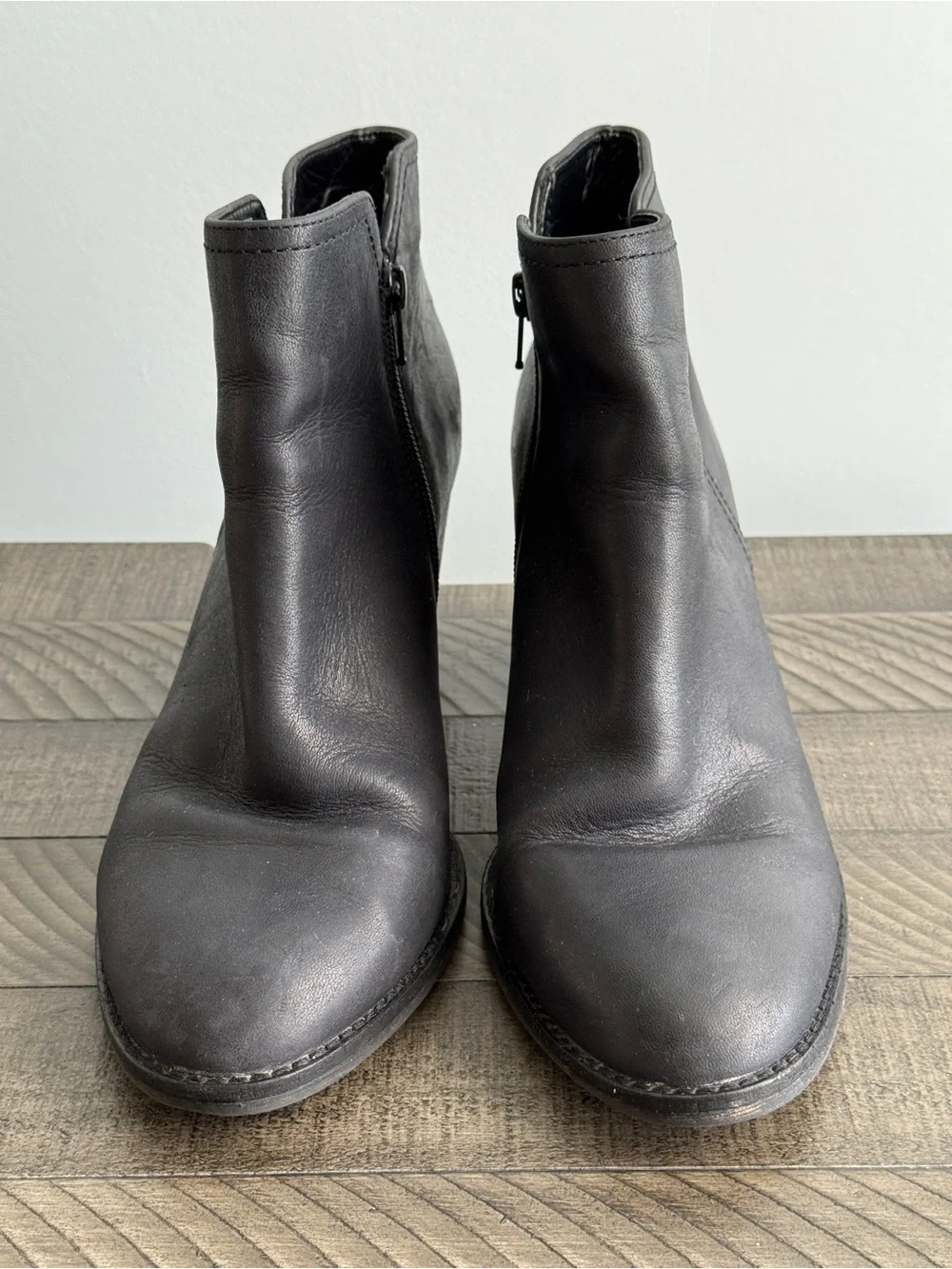 Gianni Bini Leather Ankle Boots Womens Black Block Heel Ankle Booties Size 10